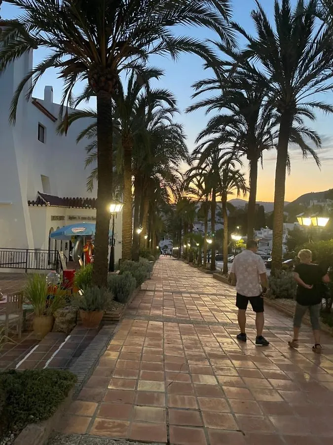 Lovely Studio Nerja Ground Floor